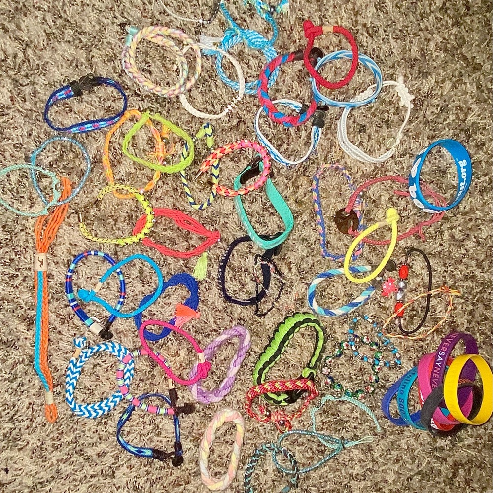 Bracelet bundle!! - Picture 2 of 4